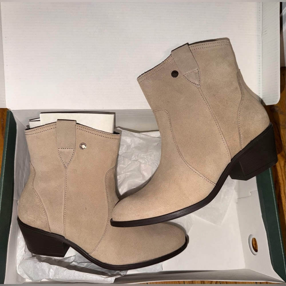 Barbour made in Portugal suede ankle western booties taupe NEW IN BOX size 36